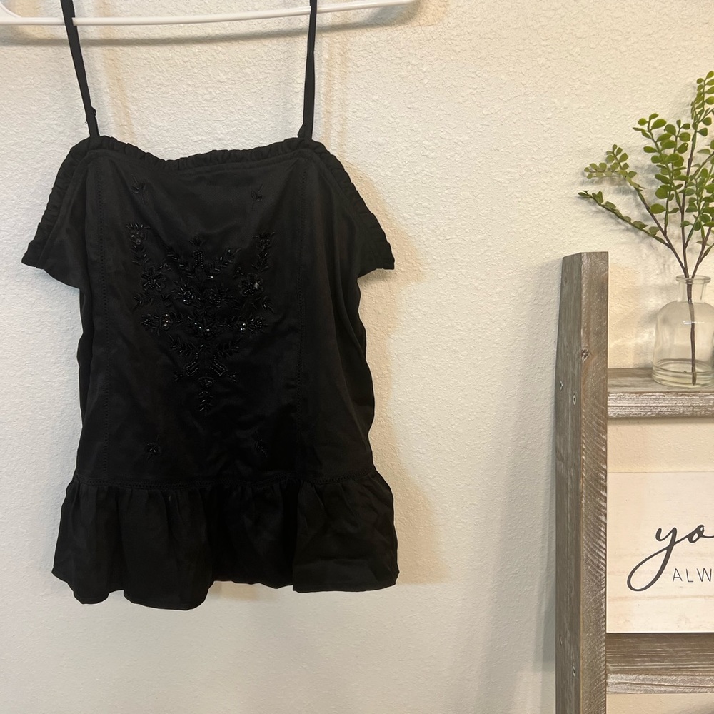 Express embroidered tank - Picture 2 of 3